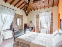 Podere Molinaccio - Luxury Tuscan-style Eco Villa with pool in Valdichiana Hotels in Panicale