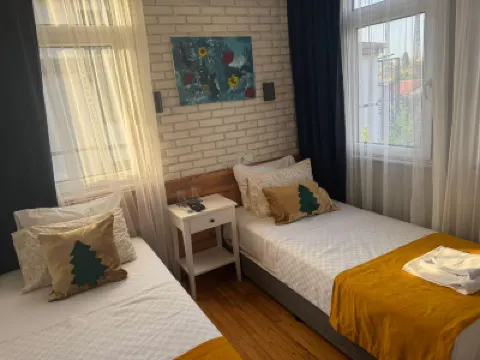 โรงแรม ซูริค โอลด์ทาวน์ โรงแรมใกล้Roman Harbour