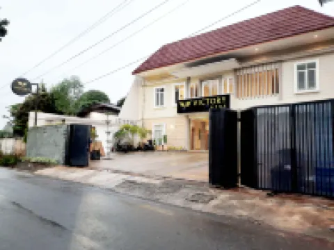 Victory Stay (near UNDIP Tembalang)