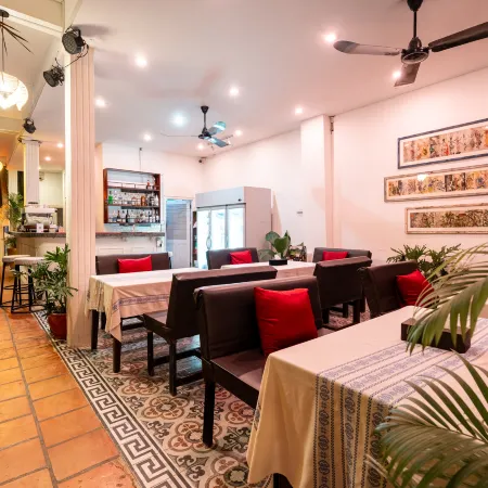 Samaya Boutique & Cuisine