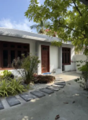 Dhiyares Hotels in 