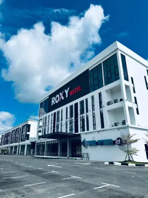 Roxy Hotel Lawas - petit déjeuner