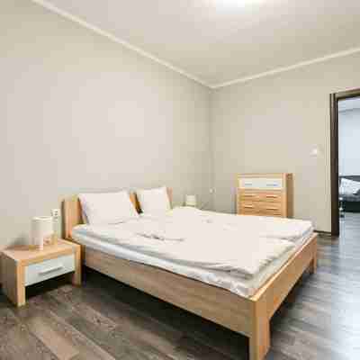 Starflat | Shishman Art Area Rooms
