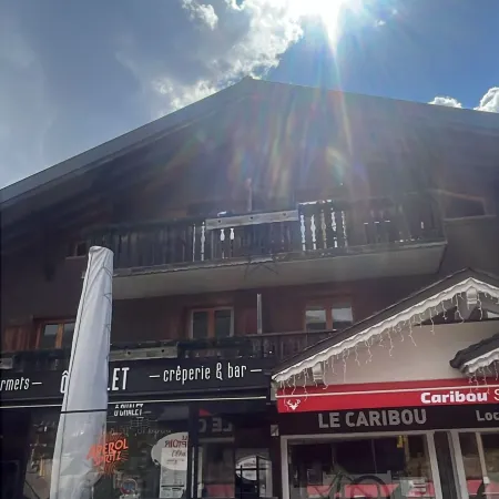 Caribou 2 - Central Morzine 3 bedroom Chalet-Apartment