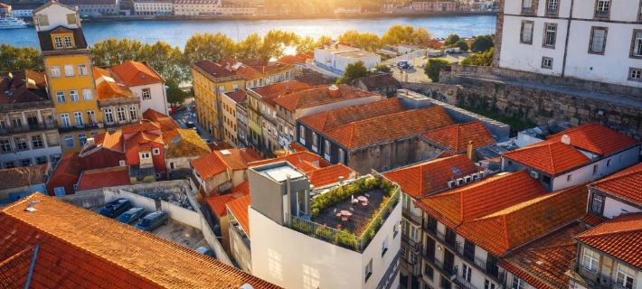 Oporto Riverside Rooftop Hotele w: Porto