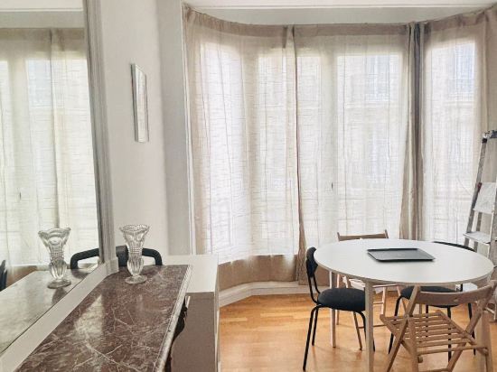 Cozy Apartment Near Montparnasse