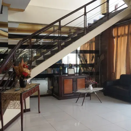 RedDoorz @ Cosmo Hotel Vicente Cruz Sampaloc Manila