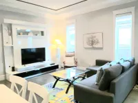 Convenient location by Metrotown. Modern 1 bed 1 bath - 3 stelle