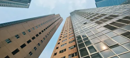 Elite Homestays 2 BR Condo SOUTH OF MARKET BGC Отели рядом с достопримечательностью «Citi Plaza»