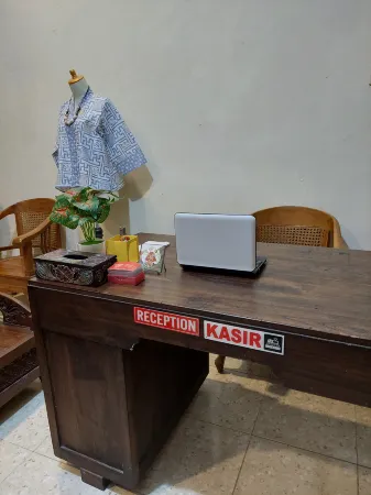 Ndalem Tirta Yogyakarta Отели в г. Danurejan