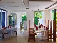 Date and Dine Residences