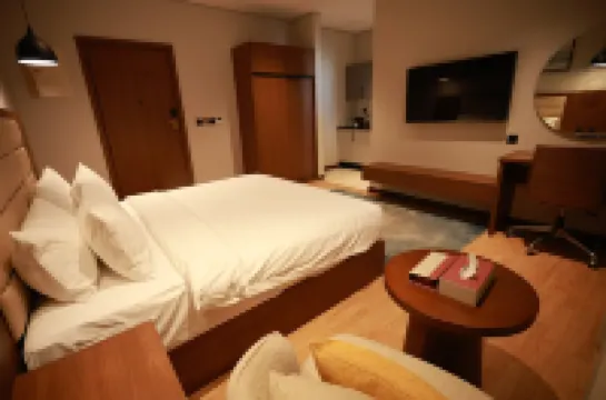 Samt Serviced Apartments Al Rabwa