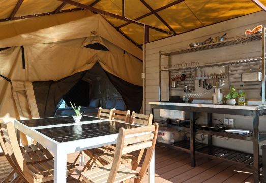 Canopy Villa Cay Sao PhuQuoc 외관