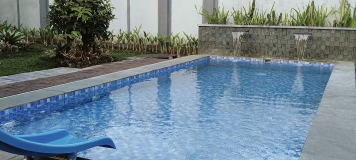 Villa Private Pool Taman Dayu Hotels in Prigen
