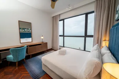Penang Beachfront Seaview Residences Tanjung Bungah Floating Mosque 주변 호텔