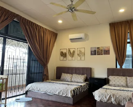 25 Pax Pool Villa Klebang 6B 4BR 10 MinToTown Hotels in Tanjung Kling