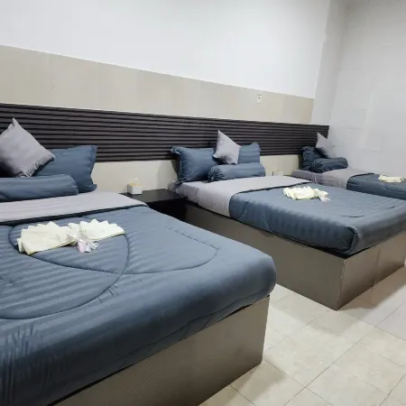 Neomi Neomi Guest House Malang