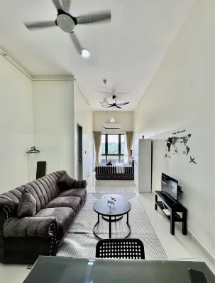 Netflix (SkyRed) A-07-29 Core Soho near KLIA - 4-نجوم