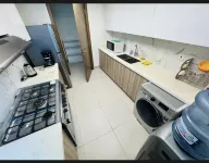 เอมาโร โฮสเทล