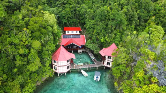 Enchanted Cove Resort