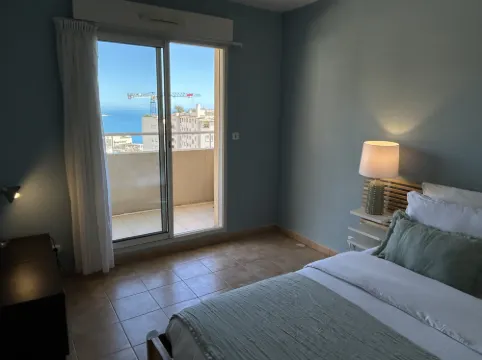Sunnydaze Monaco beach apartment