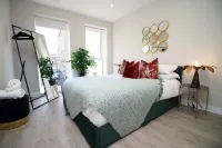 Charming 2BR Home in a Popular Urban Quarter