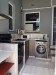 Claremont Guest House - Homestays