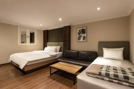 New Day Hotel