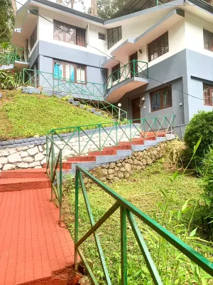 Ayur Mount Resort & Spa Hotels in Pallivasal