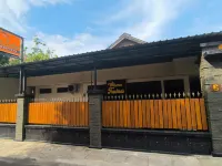Wisma Trubus Syariah Các khách sạn ở Tuban