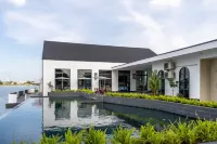 Pan Ville Resort Hotels in Sam Khok