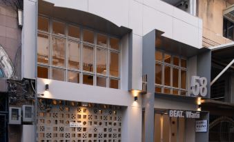 BEAT. Warii Hostel @ Chaophraya River