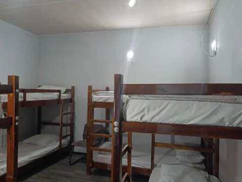 Caravan Hostel Отели рядом с Аэропорт Ташкент