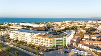 Castelo Suites Hotel