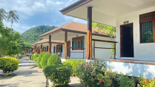 รูปภาพของเกาะไหงพาราไดซ์บีชรีสอร์ท