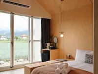 Sunwild BnB Hotels near Artemis Garden