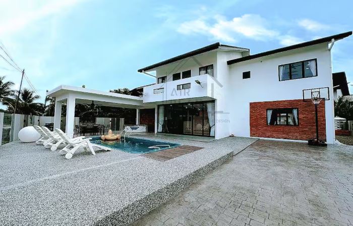 Port Dickson Pool Villa - TwentyFour.7