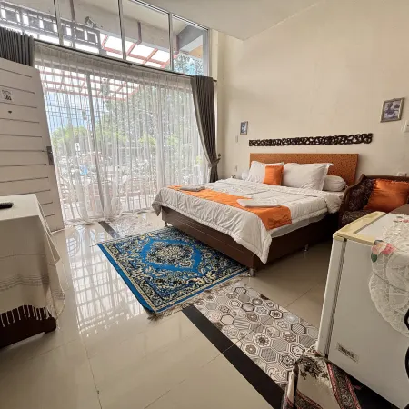 Townhouse Oak near RSUD Dr. Zainoel Abidin formerly Poma Hotel