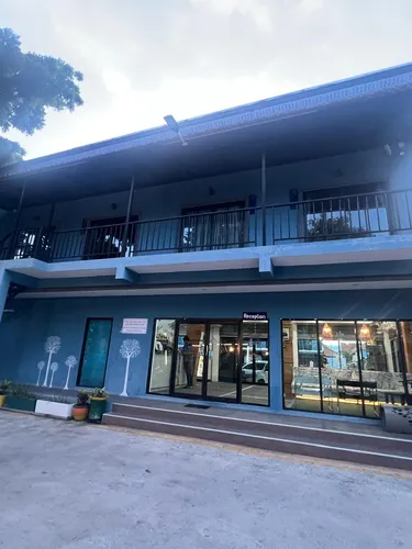 รูปภาพของNine Blue Apartment