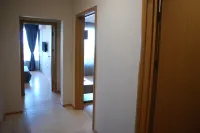 ニッキ ビーチ アパートメンツ