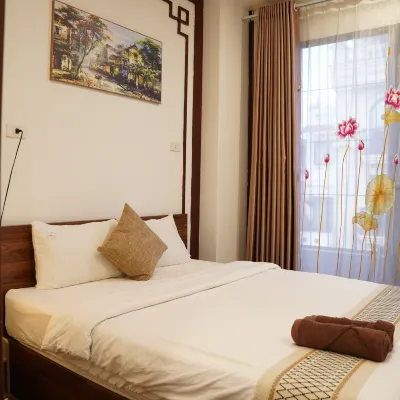 The Windie Home - Bright Corner Room - Street View - Hoan Kiem Lake Hotel berhampiran Katedral St. Joseph