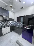 DHA Phase 9 Luxury 3BR, 4 ACs, Home Office, Family Stay - Интернет