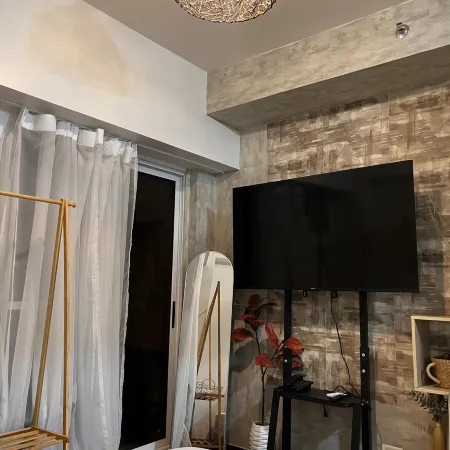 LumiereZen (NORTH) Pasig 1BR+3bed+4Pool+WiFi+Ntflx