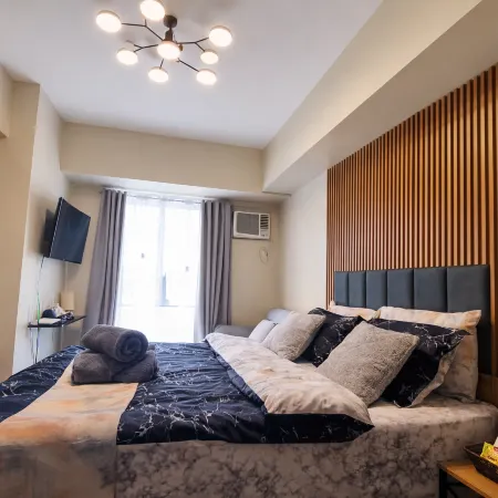 28F Avida Riala Tower 1 Smart Studio with Netflix, Prime, 100Mbps WiFi and Pool access in IT Park