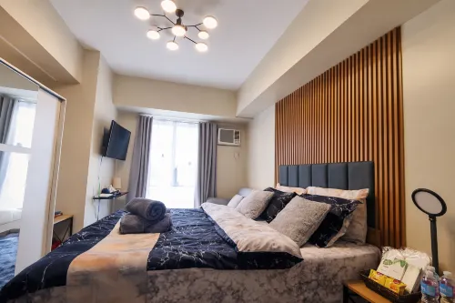 28F Avida Riala Tower 1 Smart Studio with Netflix, Prime, 100Mbps WiFi and Pool access in IT Park - spa