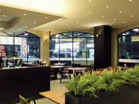 Best in Hotel Hotels near Singil Park