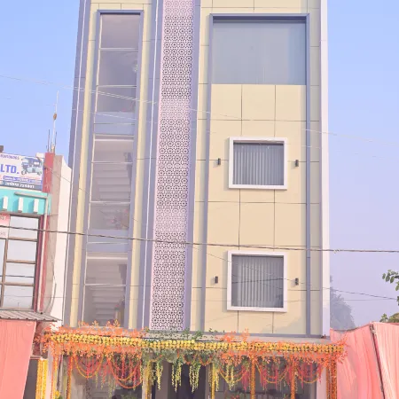 Hotel Sudarshan Ayodhya