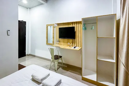 RedDoorz Plus @ Krishna Homestay Kupang