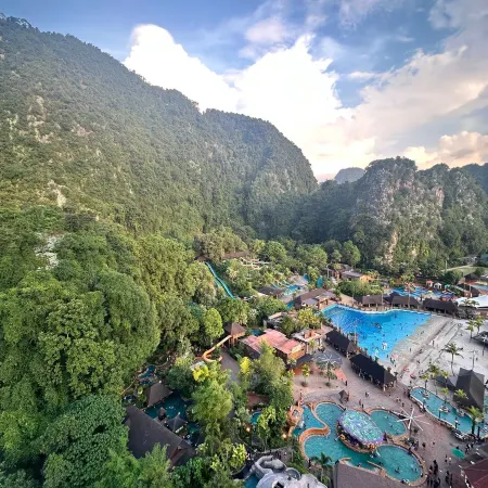 Sunway Onsen Suites キンタのホテル
