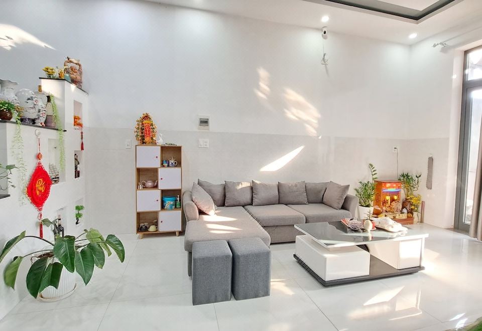 Marble Mountains Homestay